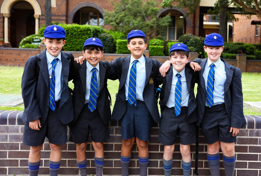 Uniform Shop